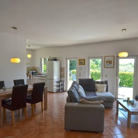 Πανσιόν Sistak House