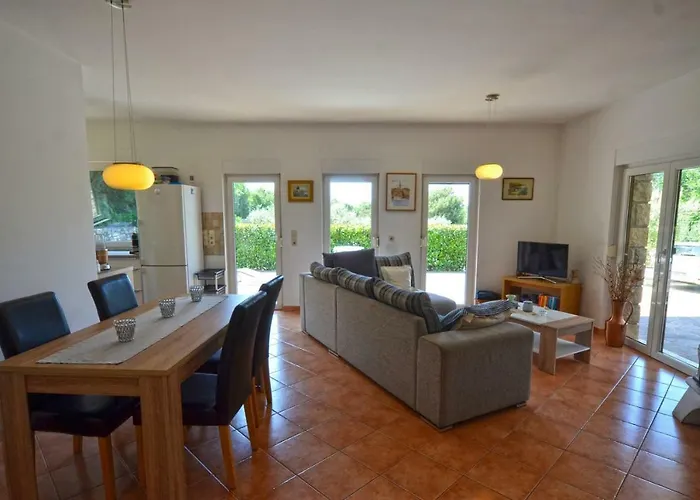 Sistak House Πανσιόν 4*