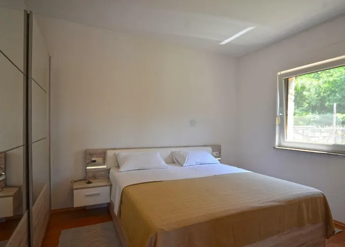 Sistak House 4*